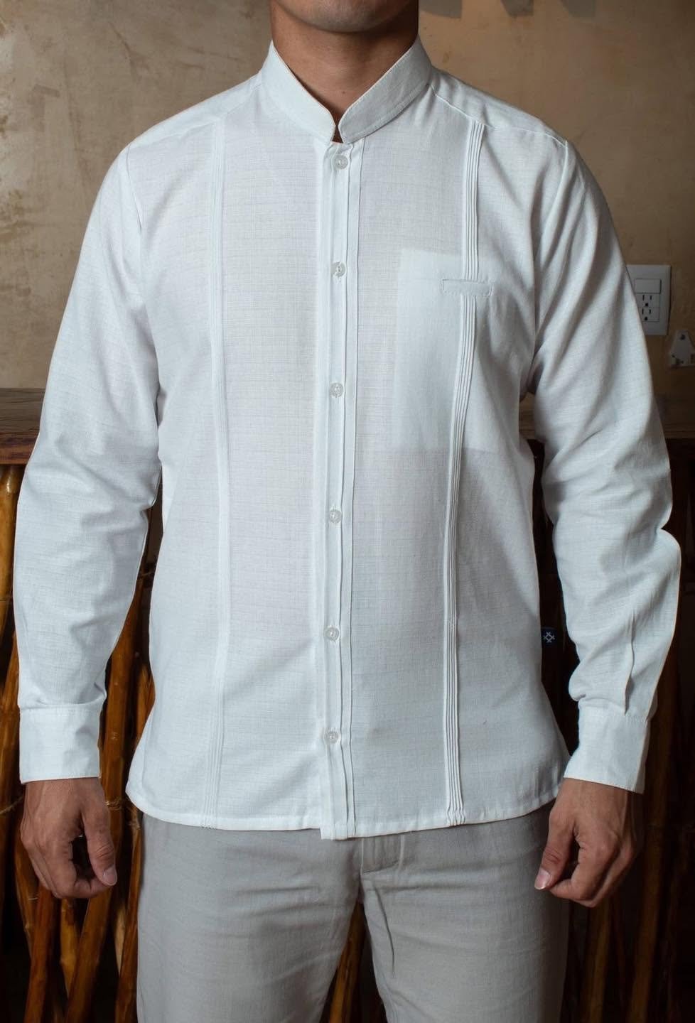 Vista de Guayabera blanca